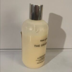 Tan-Luxe The Gradual Illuminating Gradual Tanning Lotion 8.45ml
